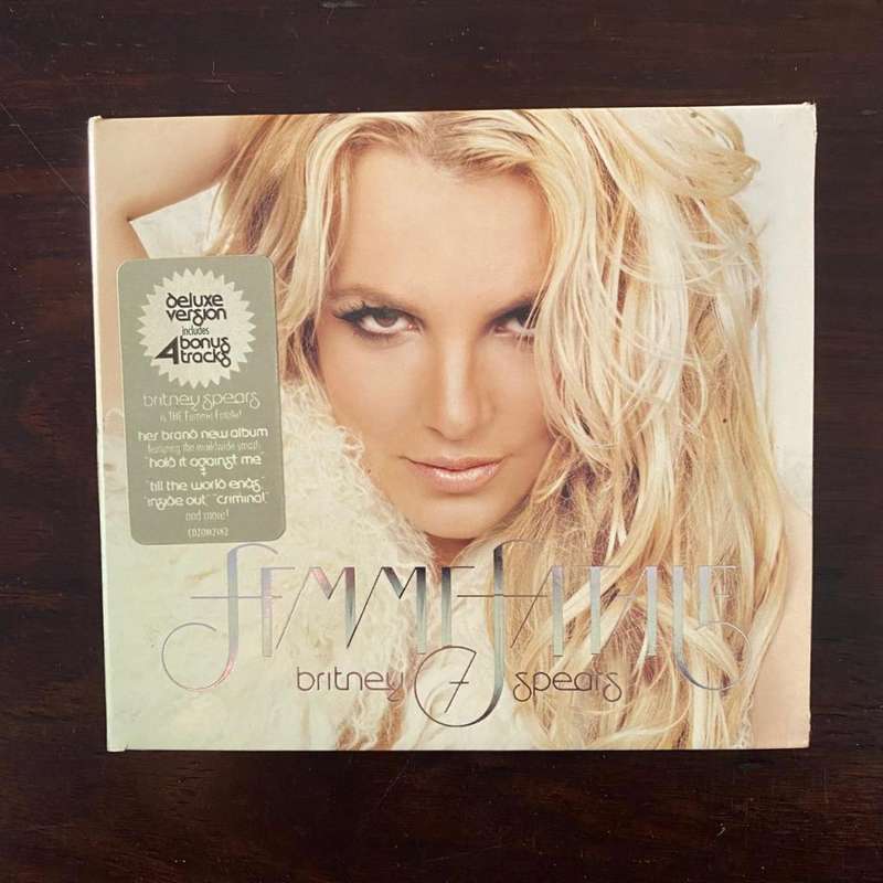 Britney Spears - Femme Fatale Deluxe Version South African Press