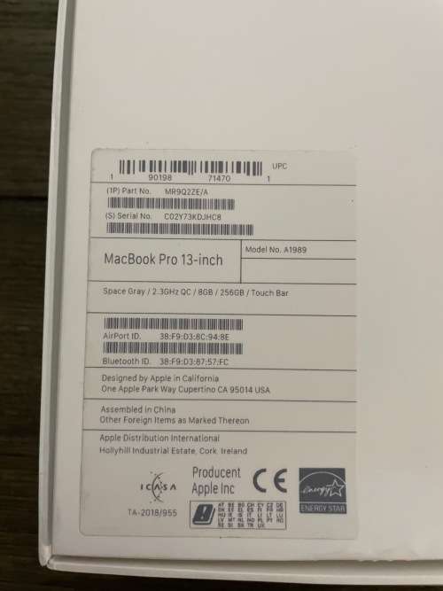 Apple MacBook Pro (13-inch, 2018) Space Gray