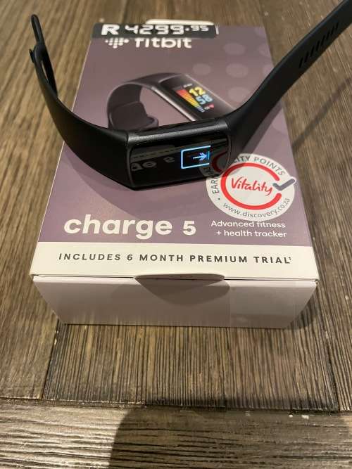 Fitbit Charge 5 Fitness Tracker - Black Graphite/Stainless Steel