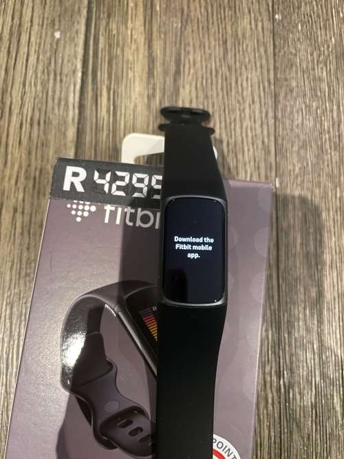Fitbit Charge 5 Fitness Tracker - Black Graphite/Stainless Steel