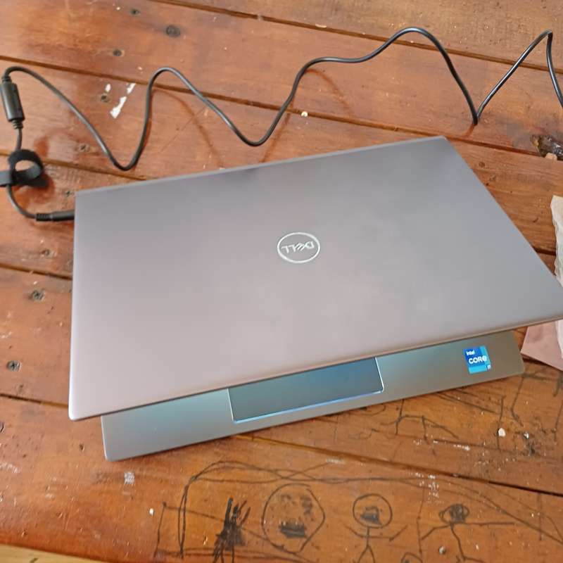 Dell Vostro 5402, 11th gen core i7, 16GB Ram , 512 GB NVMe SSD