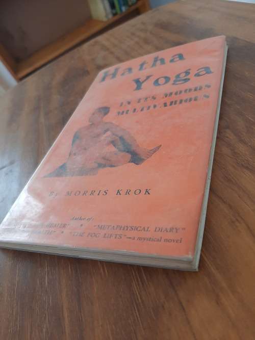 Hatha YogaIn Its Moods MultivariousMorris Krok