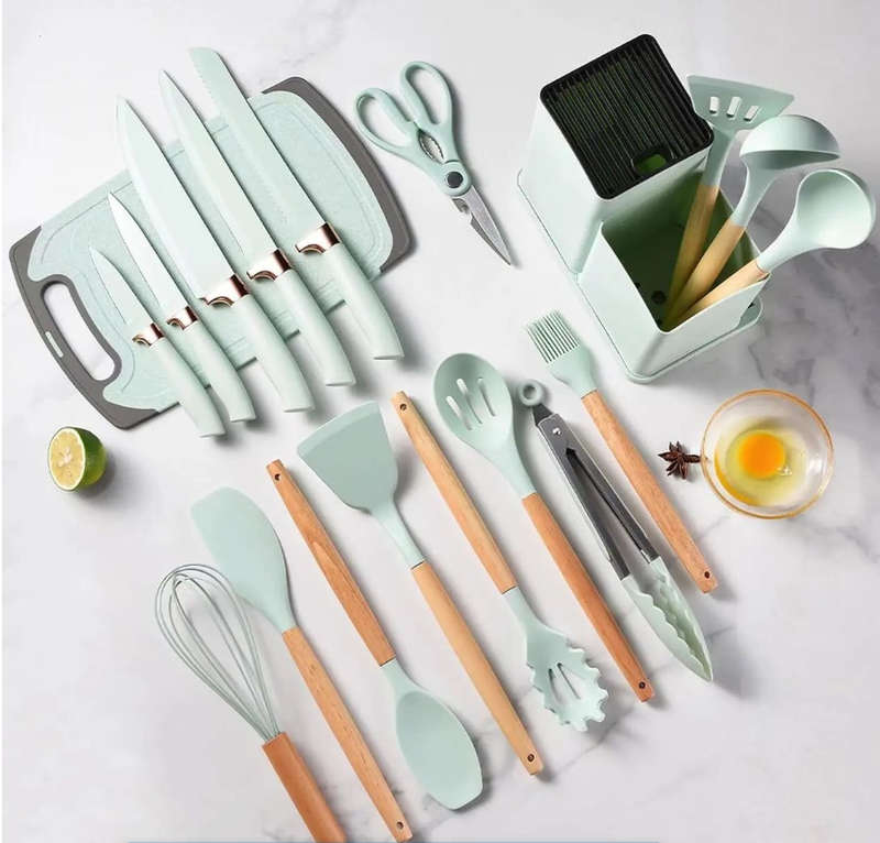 19 Piece Silicone Kitchen Set with Knives, Cutting Board and Storage Rack - Green