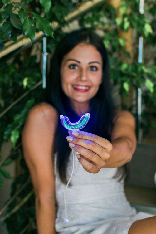 Advanced Teeth Whitening SmileKit- Snow manufacturers
