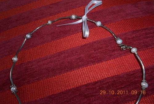Freshwater pearl and silver necklace