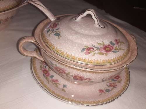 Maddock Dinner service for 4  FAIRFIELD