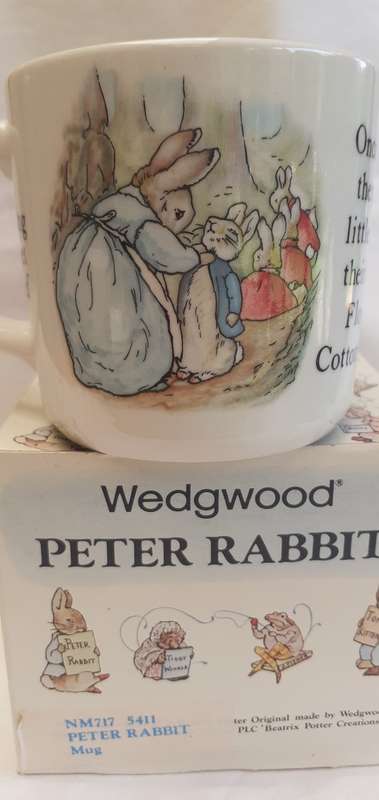 NEW PETER RABBIT CUP in Oiginal Box