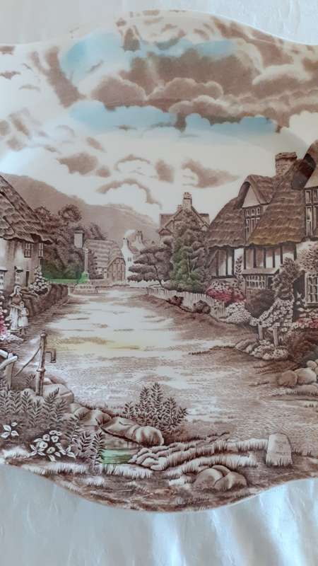 OLDE ENGLISH COUNTRY SIDE medium PLATTER JOHNSON BROS