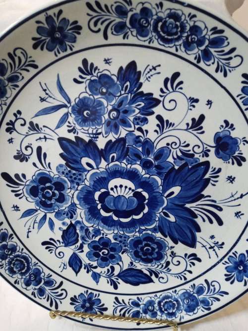 STUNNING BIG  BLUE DELFTS PLATE (32CM)