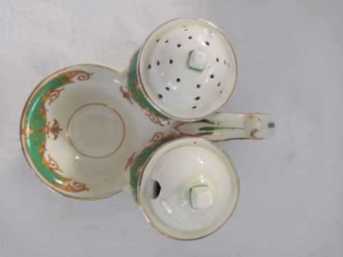 BEAUTIFUL  GRINDLEY CRUET SET
