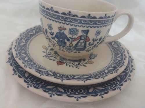 JOHNSON BROS HEARTS and FLOWERS TEA TRIO 4 available