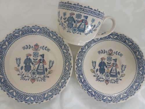 JOHNSON BROS HEARTS and FLOWERS TEA TRIO 4 available