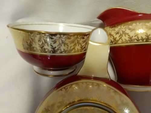 STUNNING,PERFECT  AYNSLEY TEAPOT, CREAMER , SUGAR BOWL AND CAKE PLATE