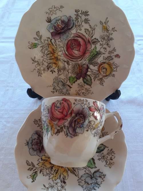 Sheraton JOHNSON BROS  TRIO (5 available)