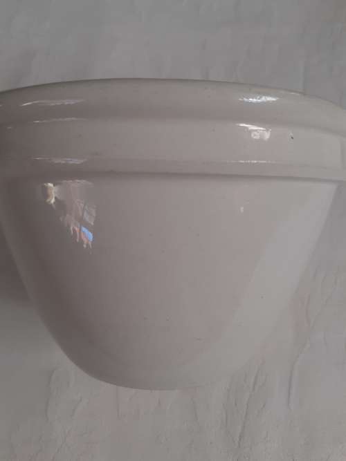 OLD MALING ENGLAND MIXING BOWL