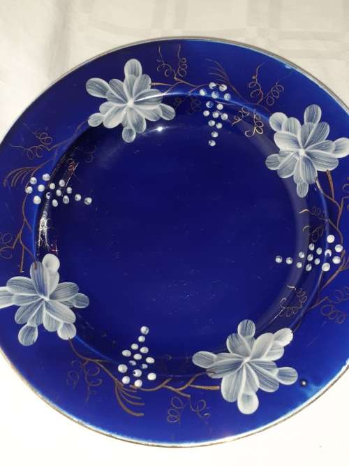 RARE ANTIQUE OPAQUE DE SARREGUEMINES PLATE