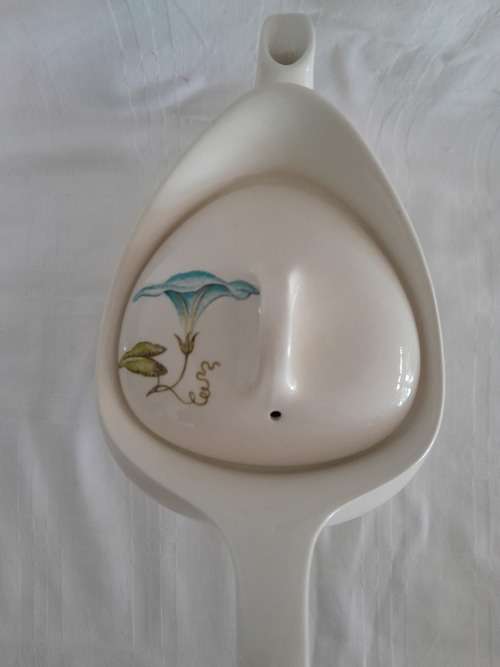 BEAUTIFUL MIDWINTER FASHION SHAPE TEAPOT