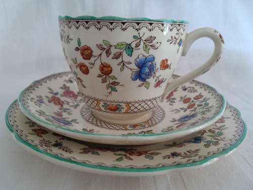 PERFECT BEAUTIFUL SPODE AUDLEY ROYAL JASMINE TEA TRIO (3 available)