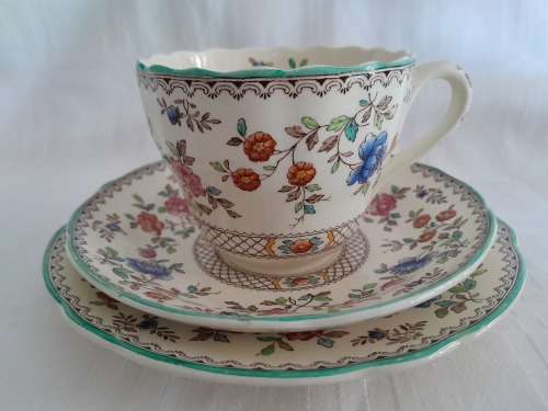 PERFECT BEAUTIFUL SPODE AUDLEY ROYAL JASMINE TEA TRIO (3 available)