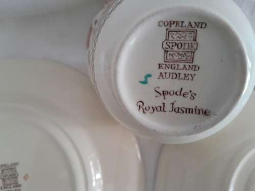 PERFECT BEAUTIFUL SPODE AUDLEY ROYAL JASMINE TEA TRIO (3 available)