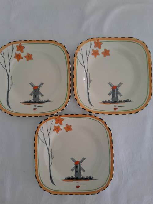 LOVELY TRANQUIL BURLEIGH SIDE PLATE (3 available)