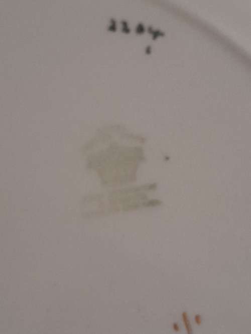 2  BEAUTIFUL PLATTERS BY ROYAL VENTON WARE