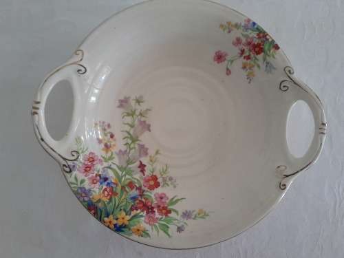 BEAUTIFUL JAMES KENT DEEP CAKE PLATTER
