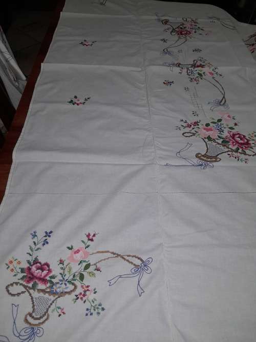 BIG BEAUTIFUL HAND EMBROIDERED TABLECLOTH (2 available)