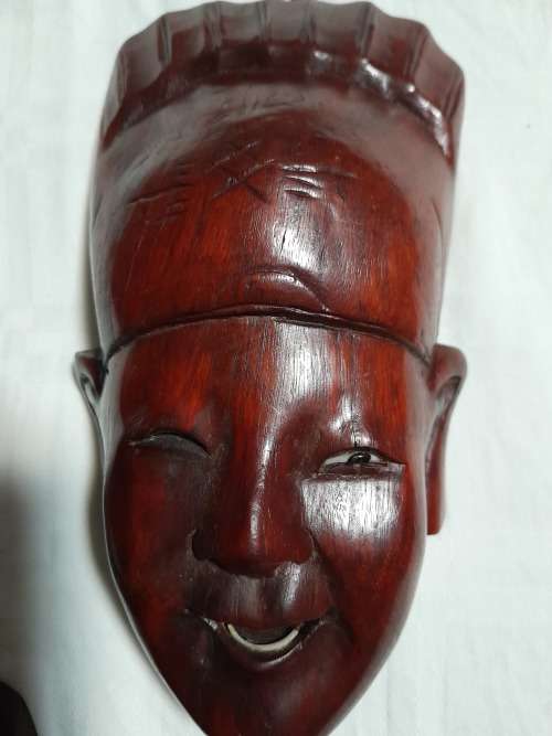 5 EASTERN ROSEWOOD MASKS/ PLAQUES