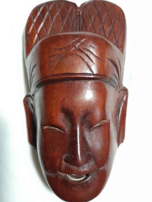 5 EASTERN ROSEWOOD MASKS/ PLAQUES