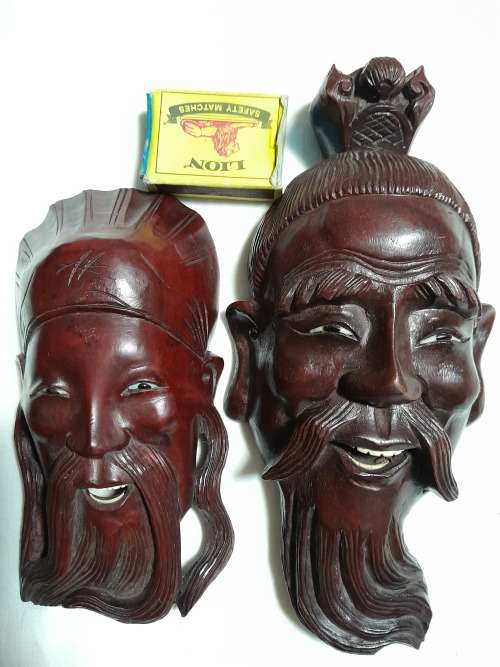 5 EASTERN ROSEWOOD MASKS/ PLAQUES