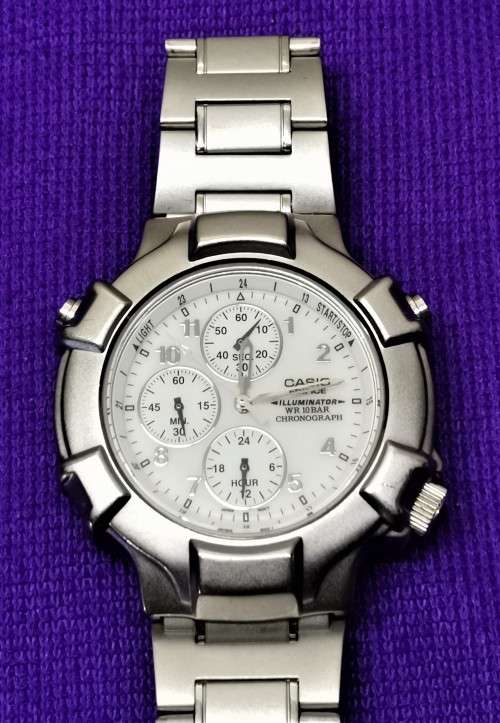 Edifice 300 2025