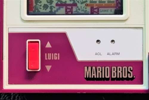 NINTENDO GAME AND WATCH HORIZONTAL MULTI SCREEN SERIES MARIO BROS (MW56)