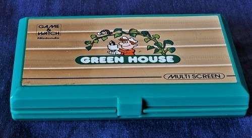 VINTAGE 1982 NINTENDO GAME AND WATCH MULTI-SCREEN GREENHOUSE (GH54).