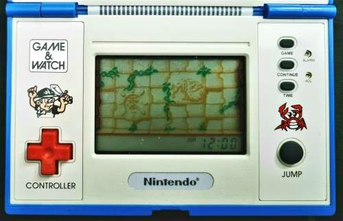 NINTENDO GAME AND WATCH GOLD CLIFF (MV64) IN AS NEW CONDITION.
