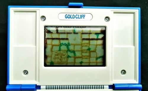 NINTENDO GAME AND WATCH GOLD CLIFF (MV64) IN AS NEW CONDITION.