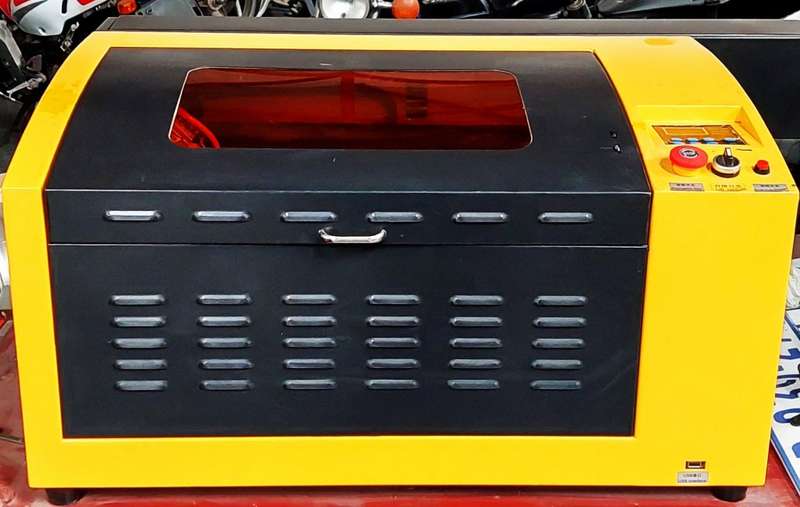 PLT-3040 LASER CUTTER & ENGRAVER