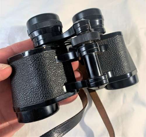 Zeiss 6x30 binoculars in great condition, clear optics.
