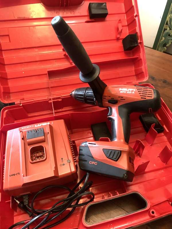 Hilti SFH 22-A Cordless Drill / Driver with battery, charger and case.