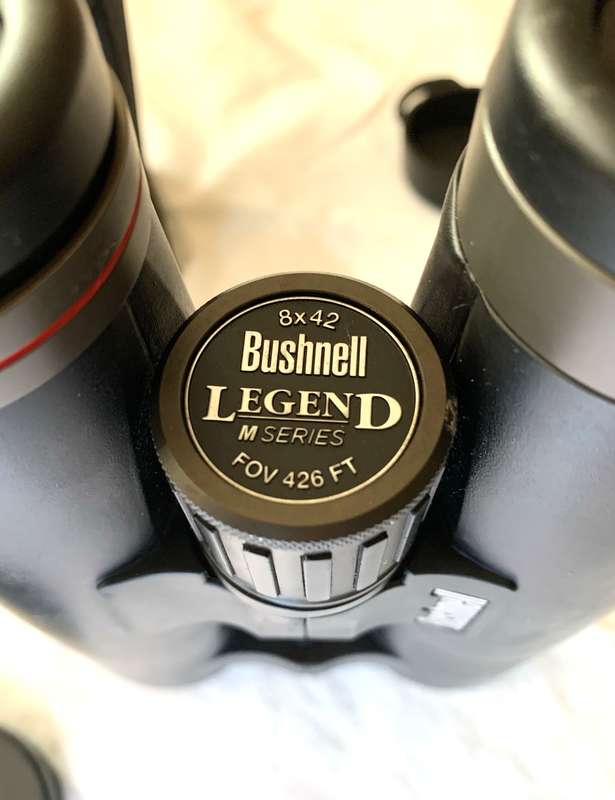 Bushnell Legend M-series 8x42, black