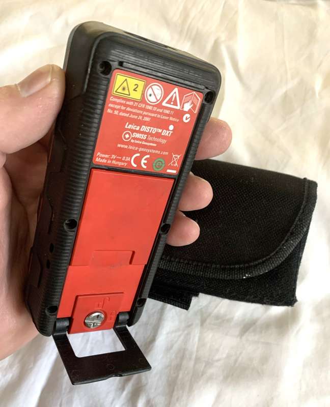 Leica DISTO DXT Laser Distance Rangefinder Measurer Tool.