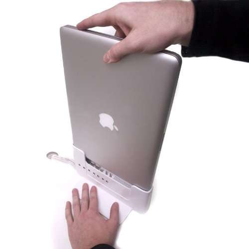 Henge Docks Vertical Docking Station for the 17-inch MacBook Pro 2010 to Current