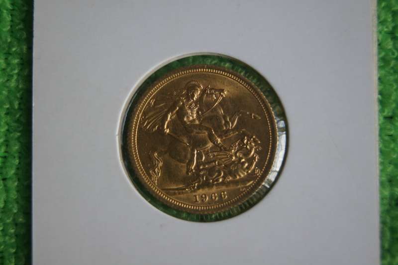 1966 Great Britain Gold One Sovereign