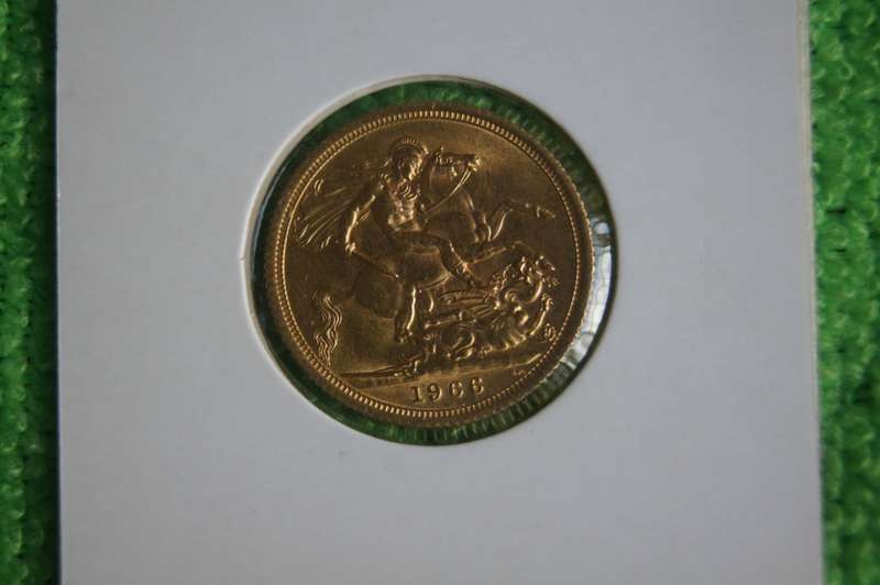1966 Great Britain Gold One Sovereign