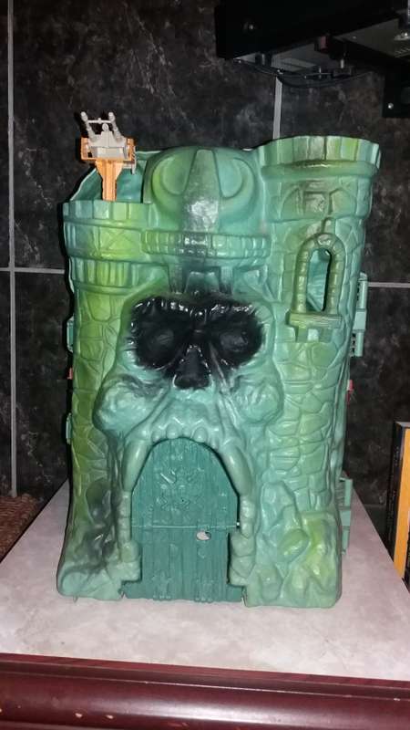 1981 Castle Grayskull of He-Man-Masters of the Universe Near Complete (MOTU) Vintage