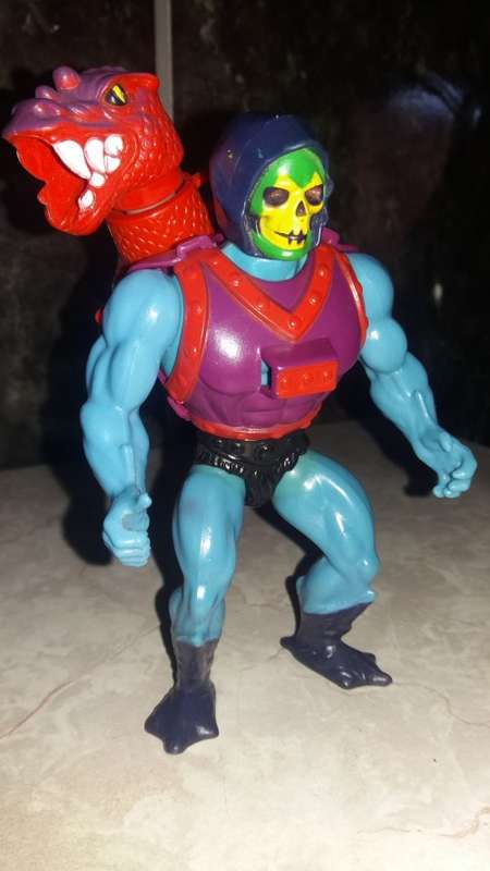 1985 Dragon Blaster Skeletor of He-Man-Masters of the Universe  8 (MOTU) Vintage Figure