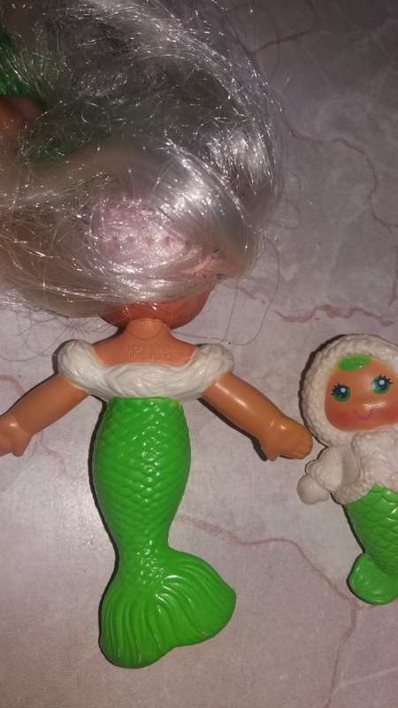 1983 Vintage Kenner Sea Wees Mermaids Breezy and Baby Rory