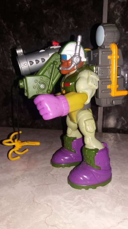 1998 Rescue Heroes `Mountain Ranger` Vintage Figure From Fisher Price