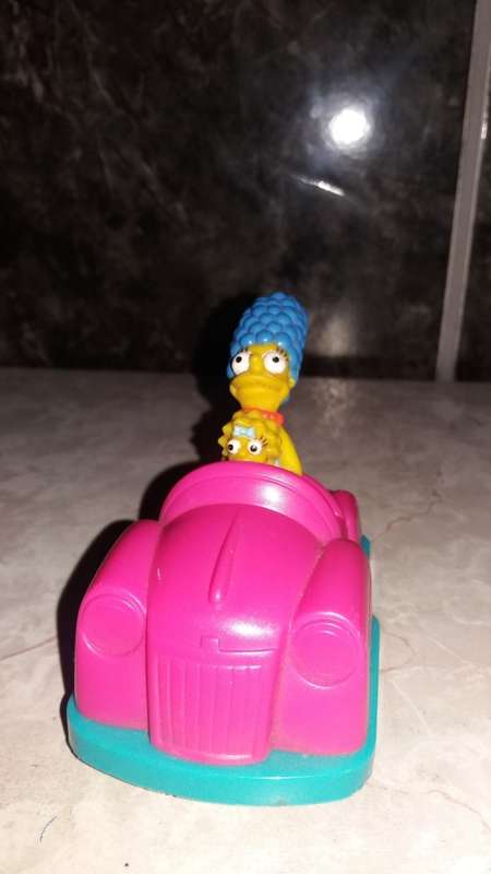 1998 Marge and Maggie Simpson Vechile Figure