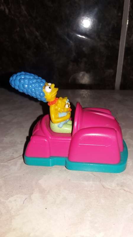 1998 Marge and Maggie Simpson Vechile Figure